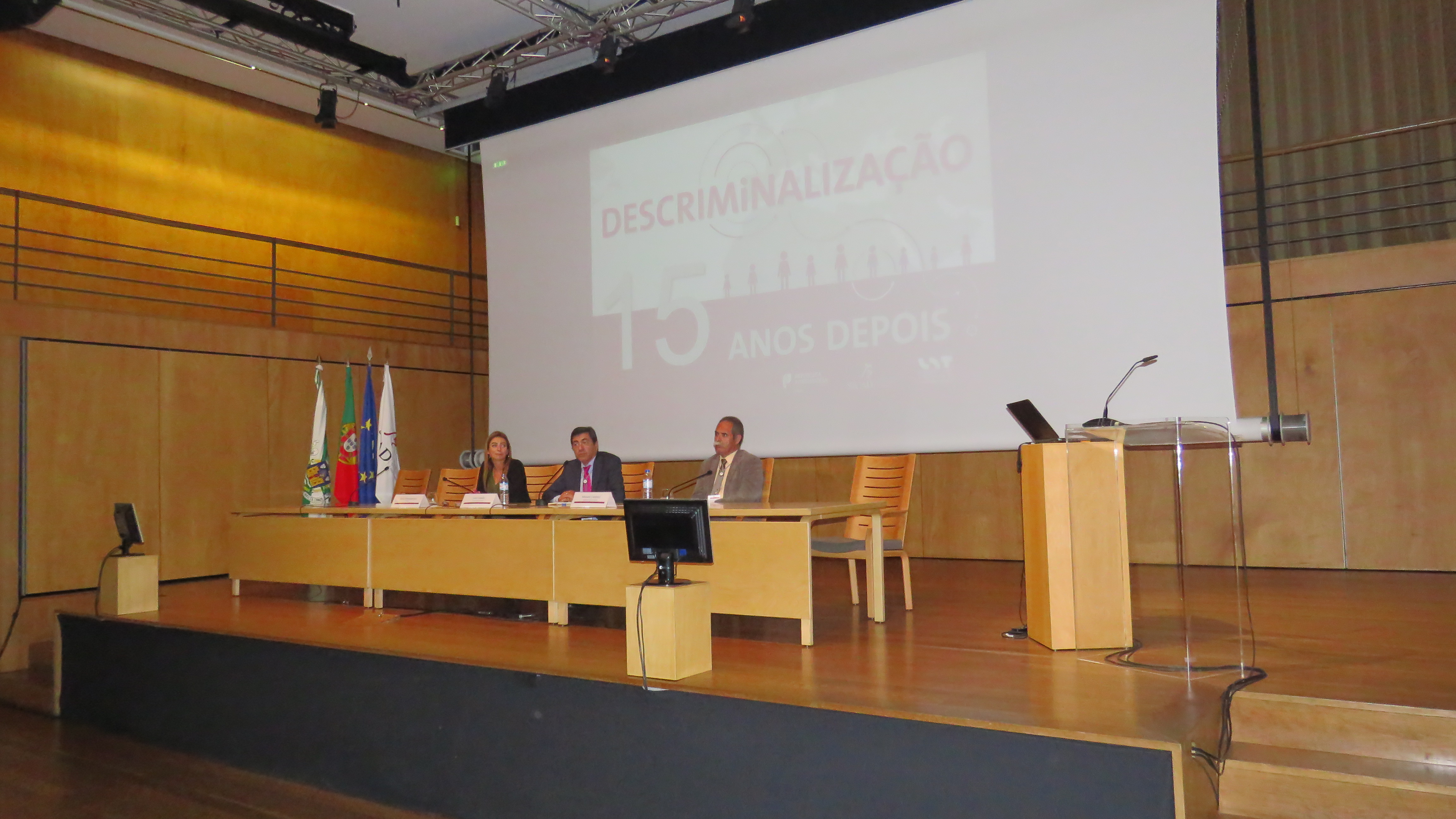 Foto 3 de congresso sobre descriminalização do consumo de drogas