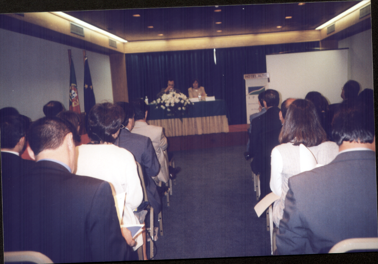 Foto 1 de Semana de Formação das Comissões para a Dissuasão da Toxicodependência  2001