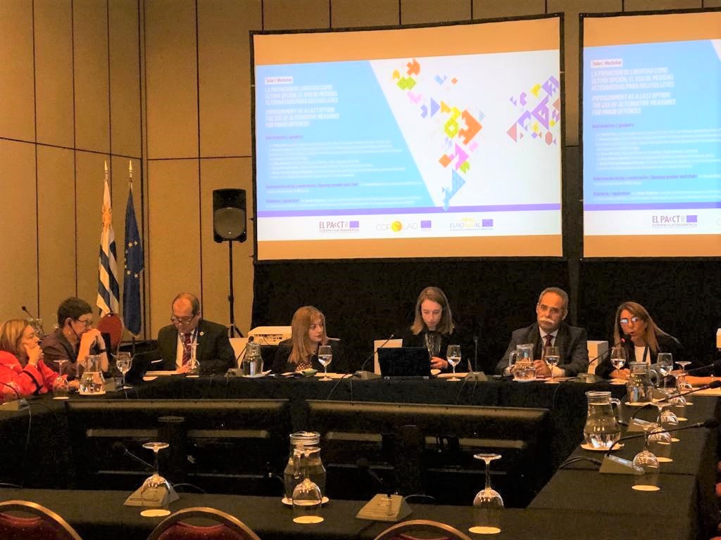Imagem da Conferência Bi-regional em Montevideu